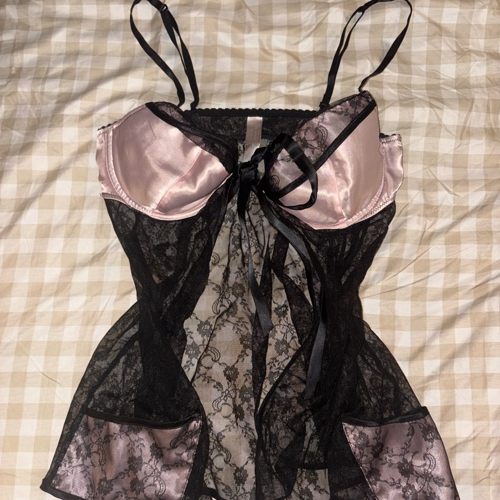Victoria's Secret Black and Pink Lace Slip